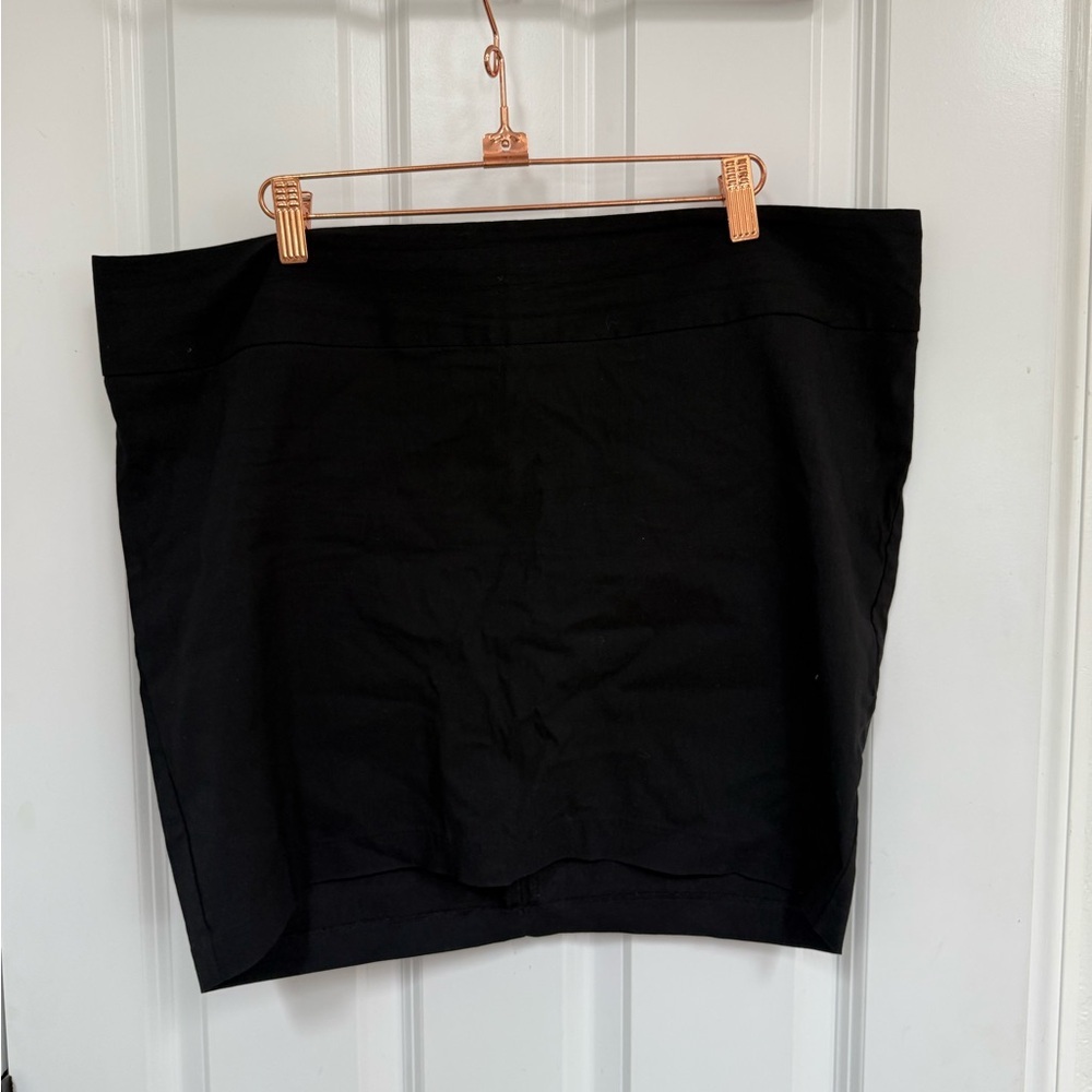 Torrid Elegant Black mini pencil Skirt with Striped Detail